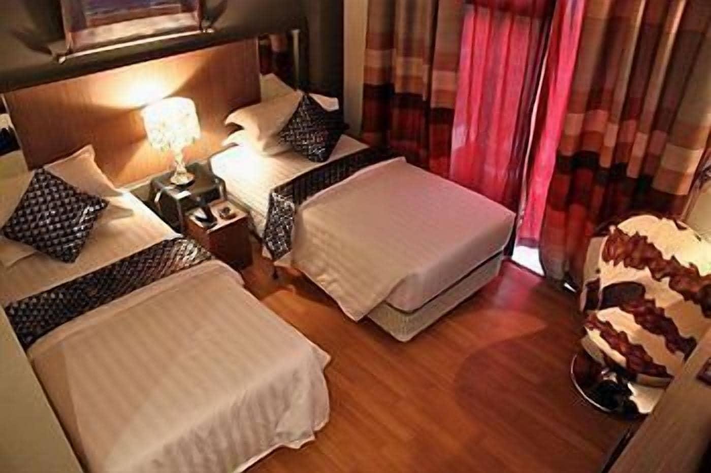 Malacca Arenaa Deluxe Hotel מראה חיצוני תמונה