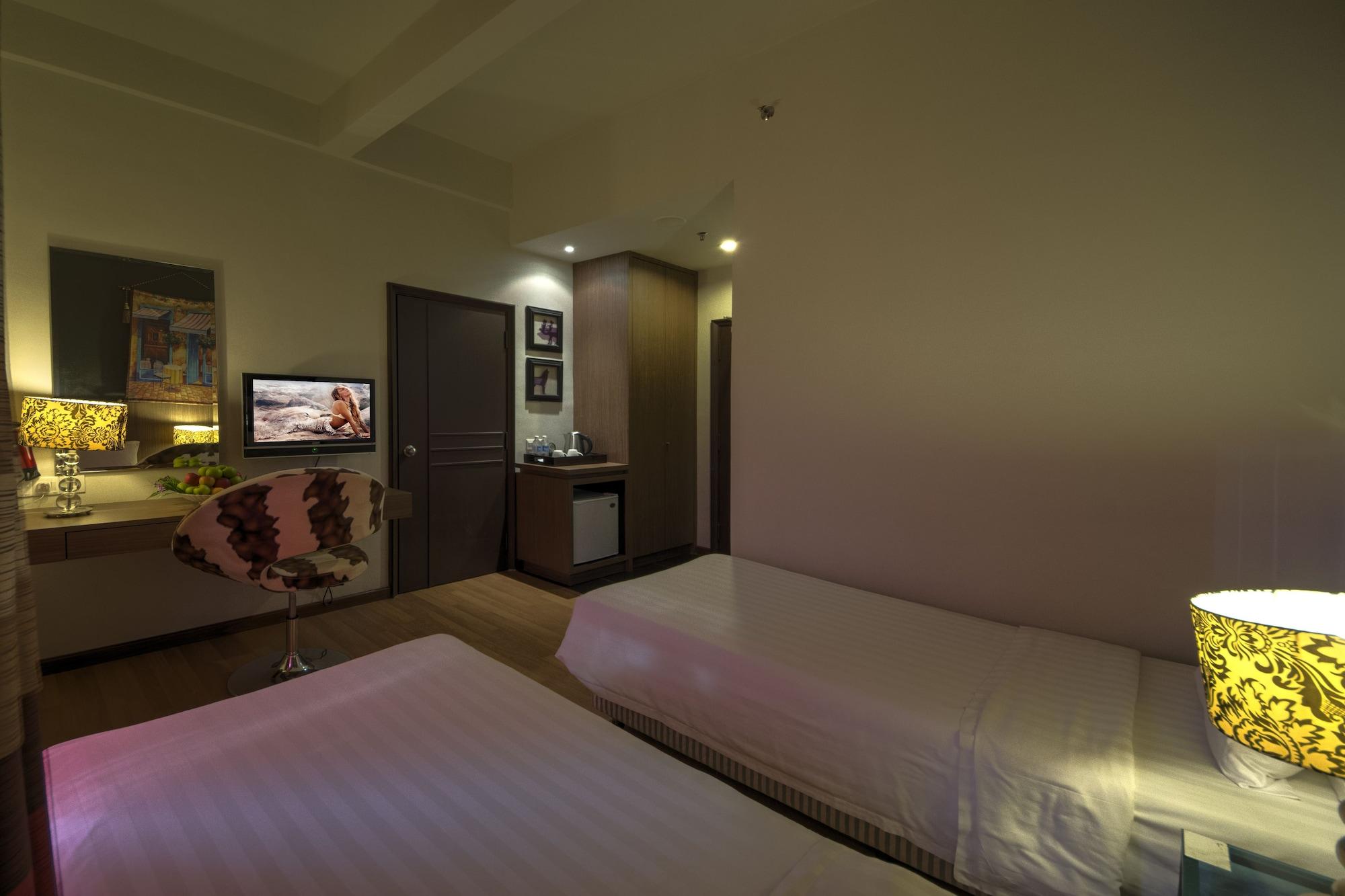 Malacca Arenaa Deluxe Hotel מראה חיצוני תמונה
