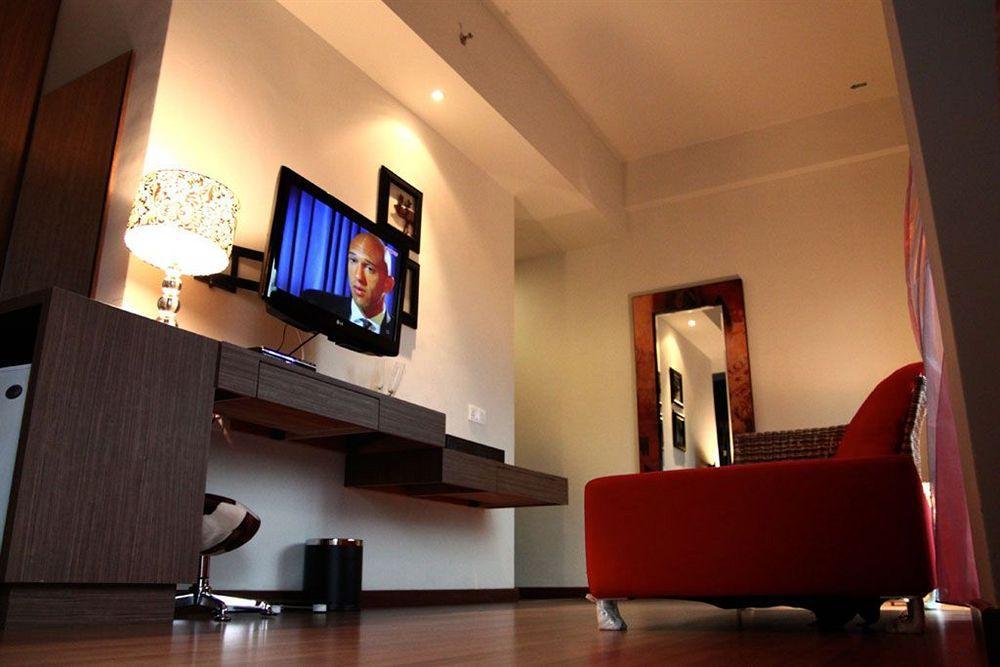 Malacca Arenaa Deluxe Hotel מראה חיצוני תמונה